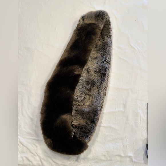 Faux Fur Infinity Scarf - Picture 3 of 6